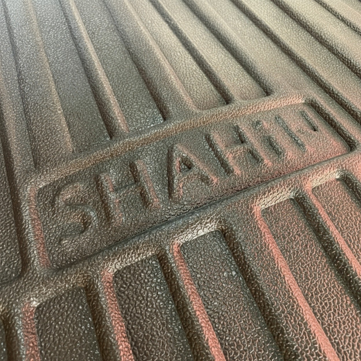 تصویر  کفپوش سه بعدی صندوق پلی اتیلن شاهین لاکچری ماهوت