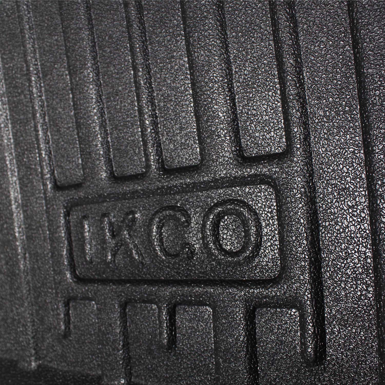 تصویر  کفپوش سه بعدی صندوق پلی اتیلن سمند لاکچری ماهوت